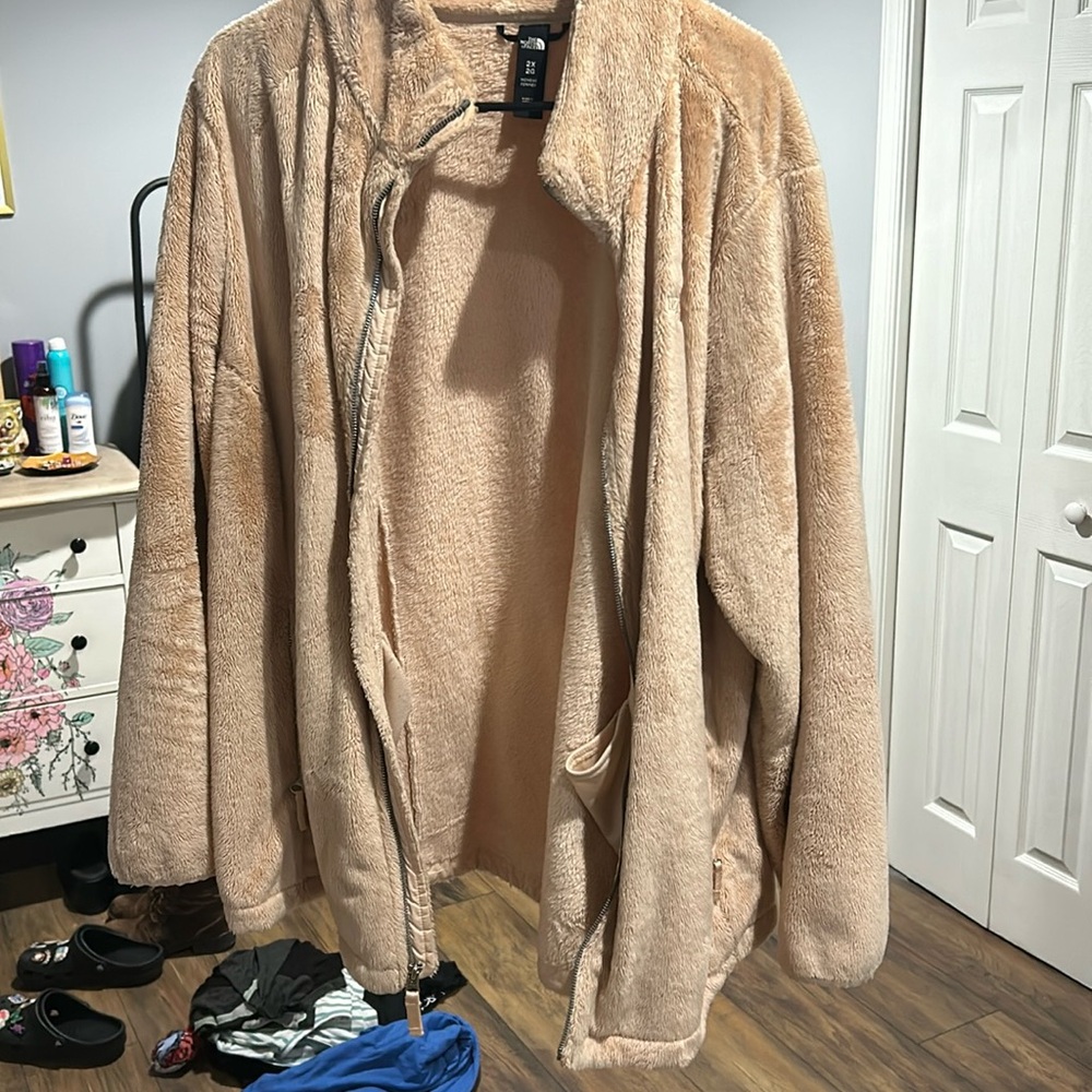 Light pink North face, used, average condition